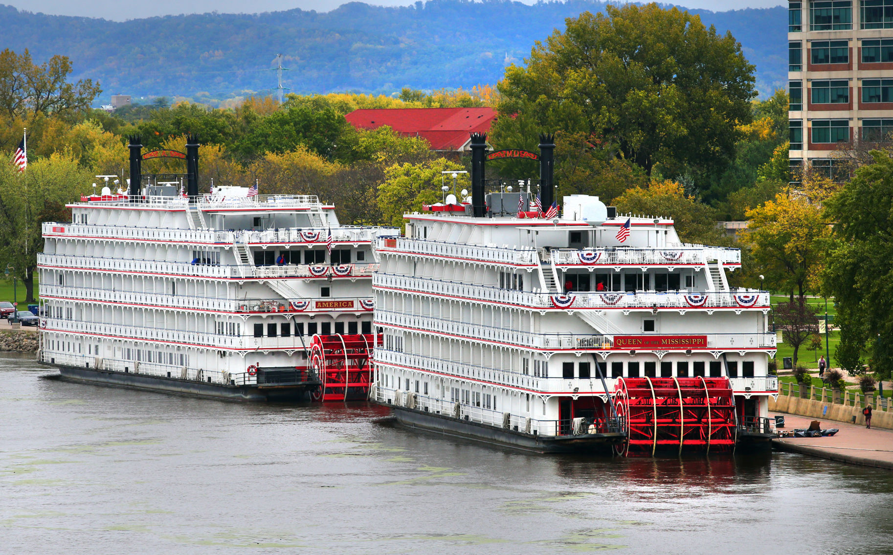 America and Queen of the Mississippi